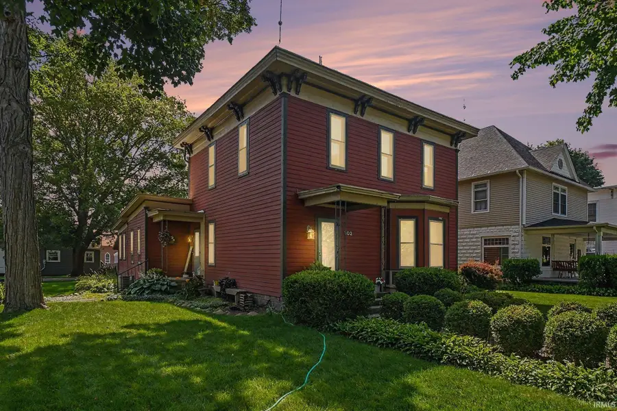 302 S Main Street, Middlebury, IN 46540 - #2