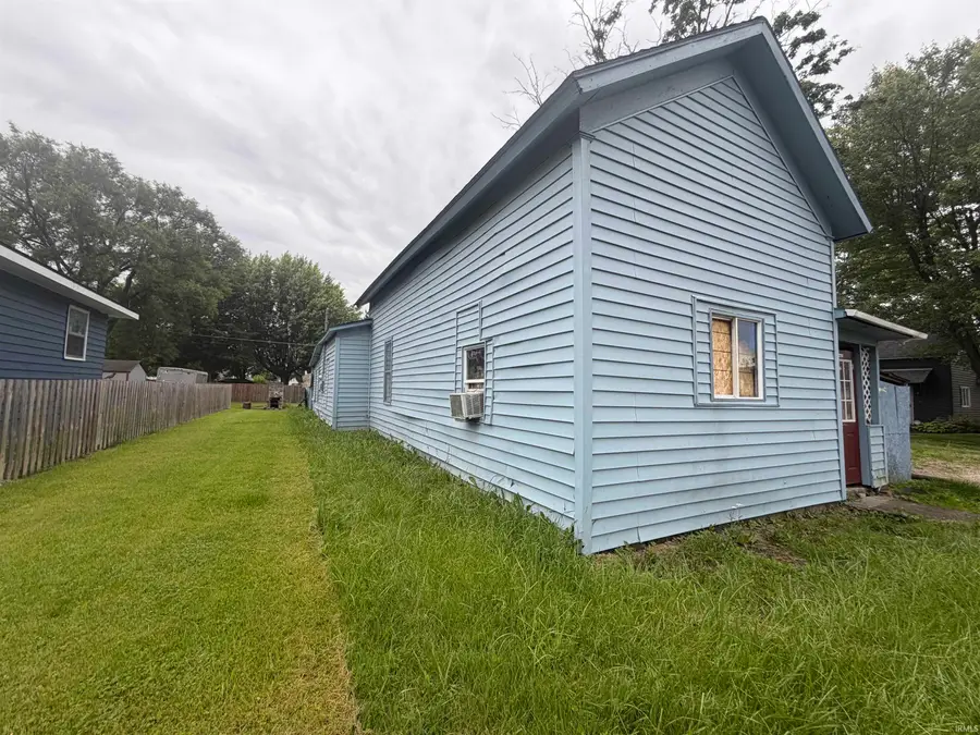 516 E Grant Street, Hartford City, IN 47348 - #3