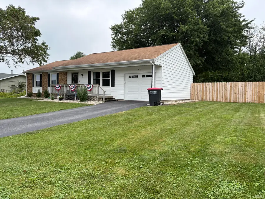 316 N Clawil Street, Brookston, IN 47923 - #2