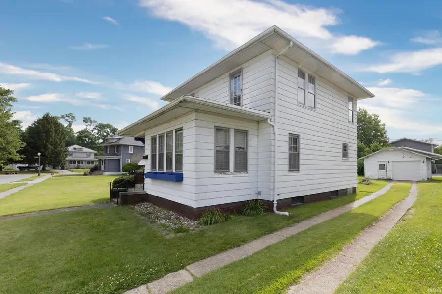 437 Park Avenue, Mishawaka, IN 46545 - #3