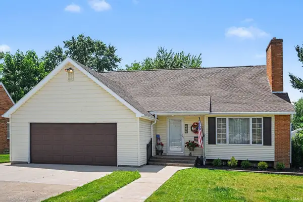 221 N Maryland Street, Bremen, IN 46506