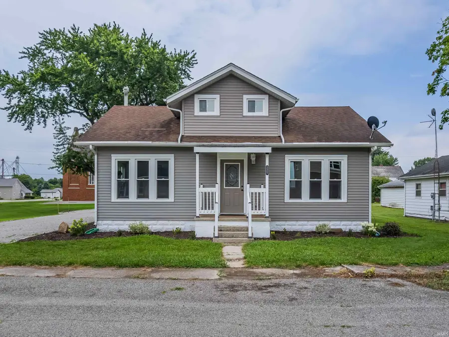 5909 N Lincoln Street, Uniondale, IN 46791 - #2