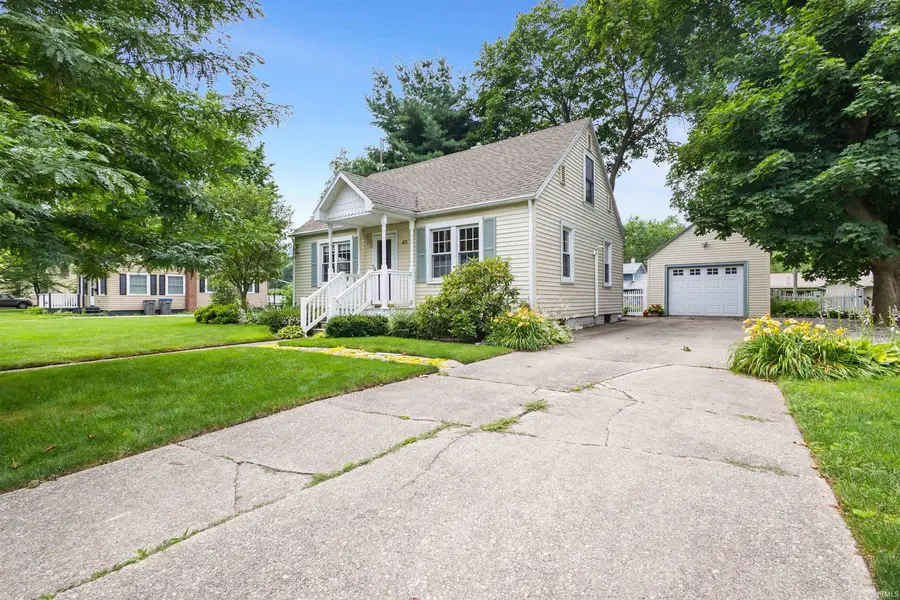 413 S Riverside Boulevard, Goshen, IN 46526 - #2