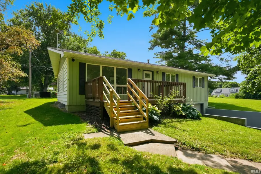 11179 N Wawasee Circle E Circle, Cromwell, IN 46732 - #2