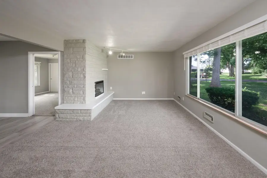 9637 Manor Woods Road, Aboite, IN 46004 - #3
