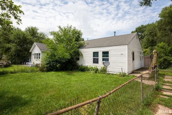 303 - 305 N Clark Street, Knox, IN 46534