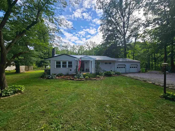 5379 E Simpson Lake Drive, Vincennes, IN 47591