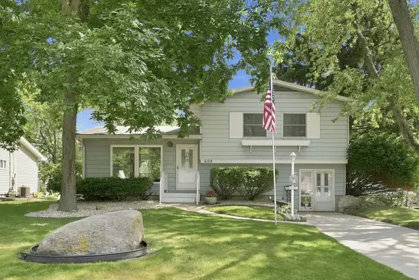 608 E Randolph Street, Angola, IN 46703