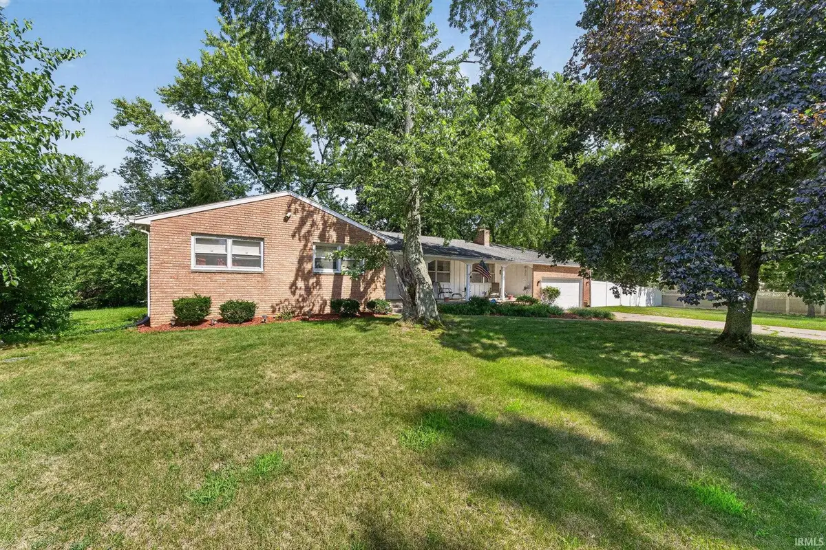 53150 Ridgewood Drive, South Bend, IN 46637 - #1
