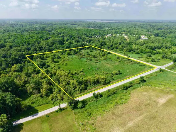 South 750 E County Road, Knox, IN 46534