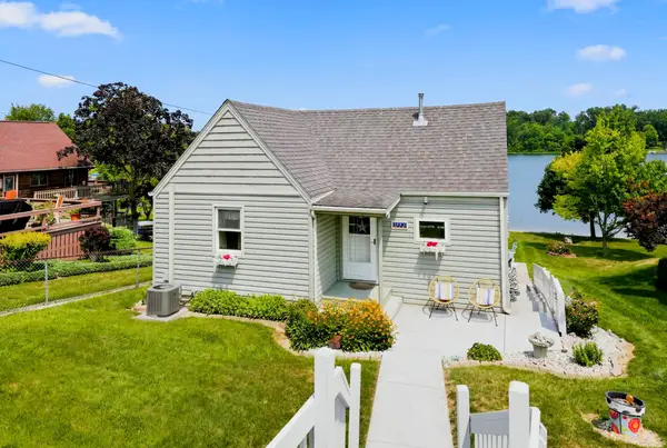 1835 E Bair Rd, Columbia City, IN 46725