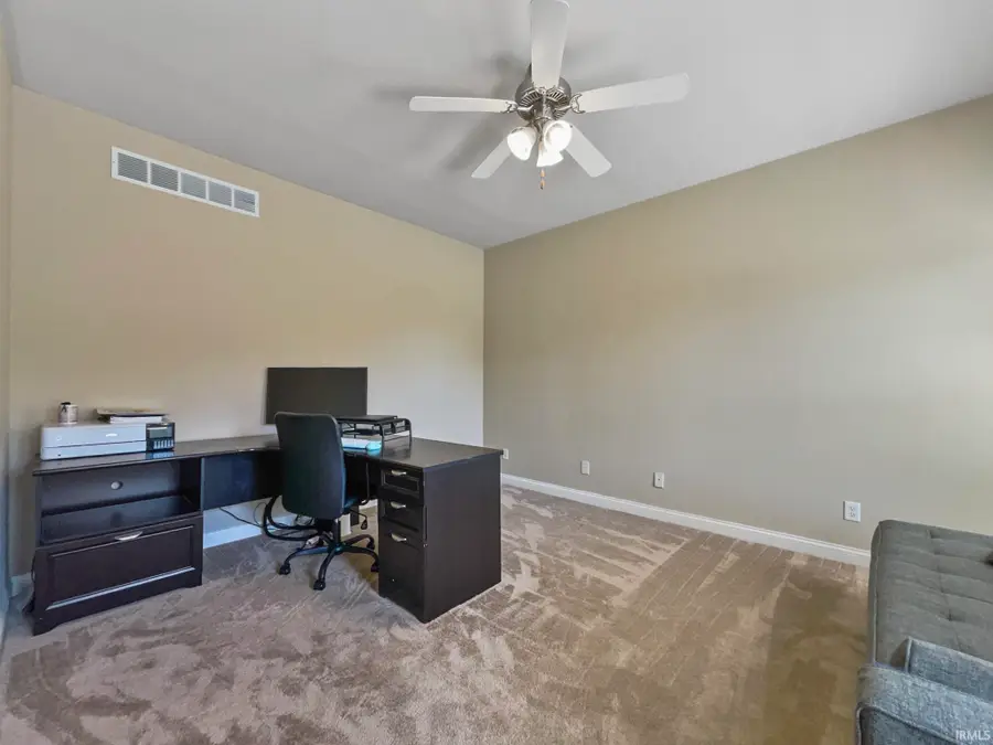 2616 Thornhill Drive, Evansville, IN 47725 - #3