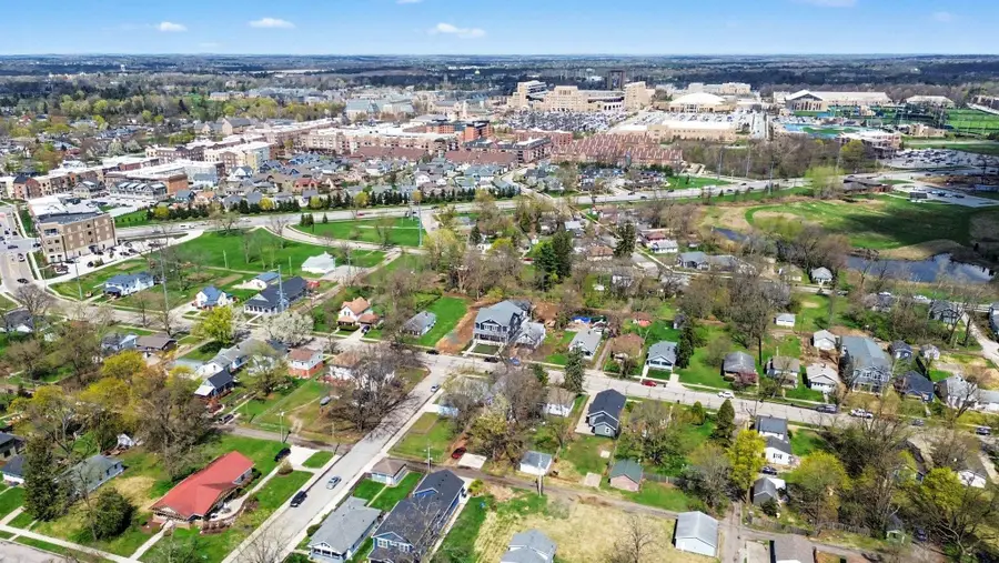 1253 Corby Boulevard #A, South Bend, IN 46617 - #2