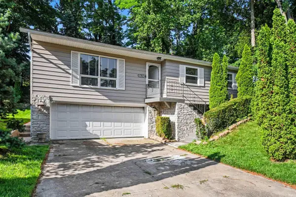 1824 Peachtree Lane, South Bend, IN 46617