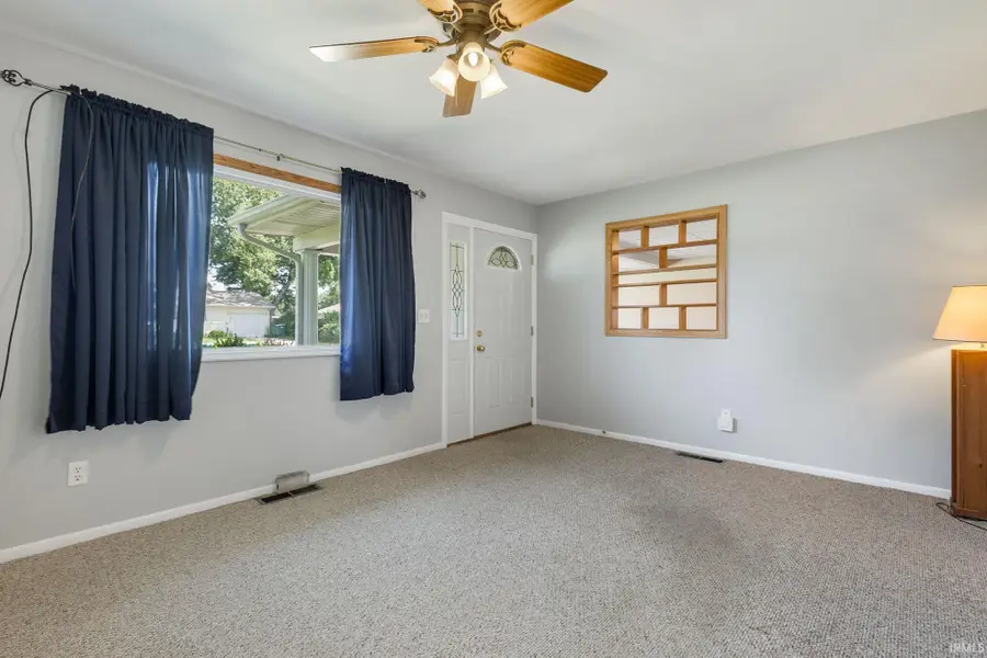 815 E 8th Street, Mishawaka, IN 46544 - #3