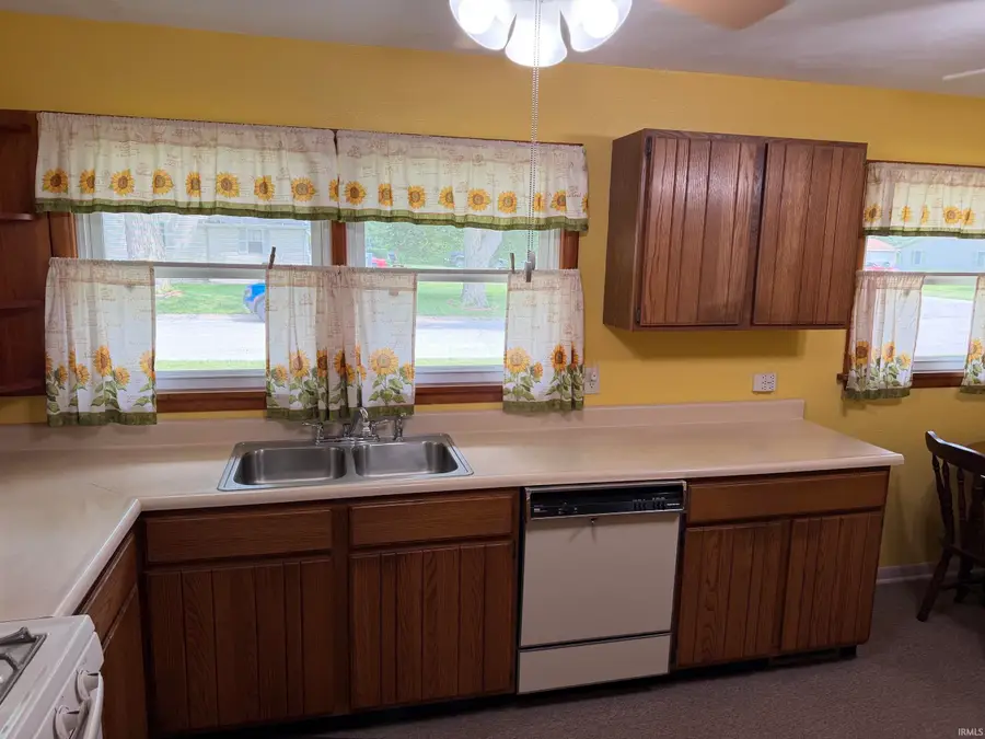 301 W Indiana Avenue, Argos, IN 46501 - #2