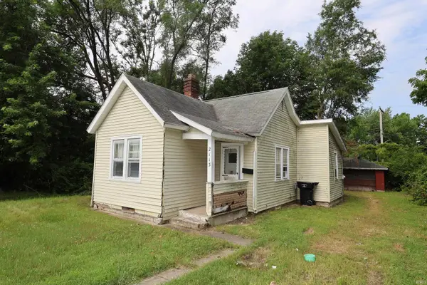 2113 Douglas Street, South Bend, IN 46613