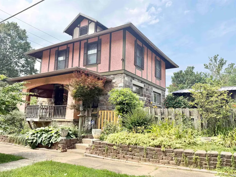 215 22nd Street, Logansport, IN 46947 - #3
