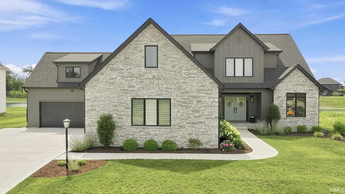 10664 Chesntnut Creek Boulevard, Fort Wayne, IN 46814 - #1
