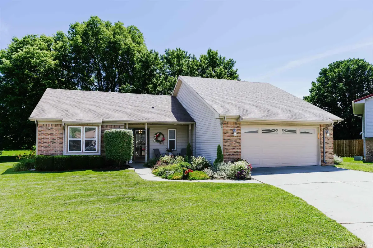 2006 Bedford Court, Huntington, IN 46750 - #1