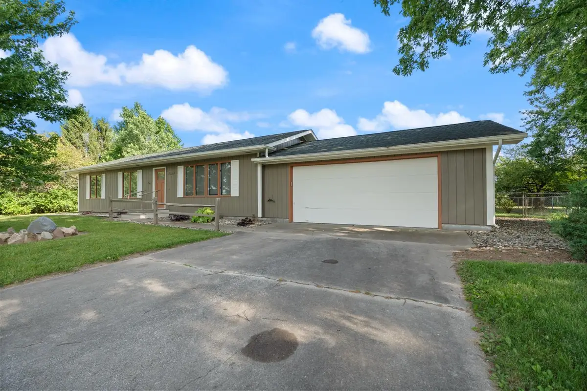806 Sharon Street, Winona Lake, IN 46590 - #1