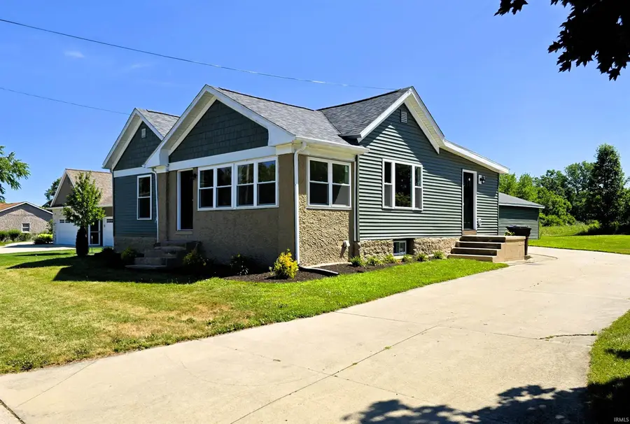 1014 Eckart Avenue, Auburn, IN 46706 - #2