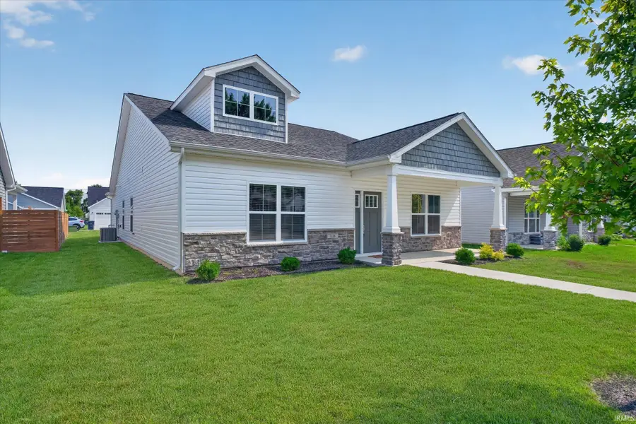 1106 E South Street, Frankfort, IN 46041 - #3