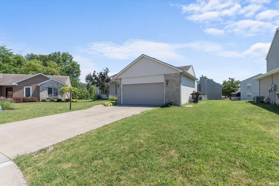 9928 Ballymore Drive, Fort Wayne, IN 46835 - #3