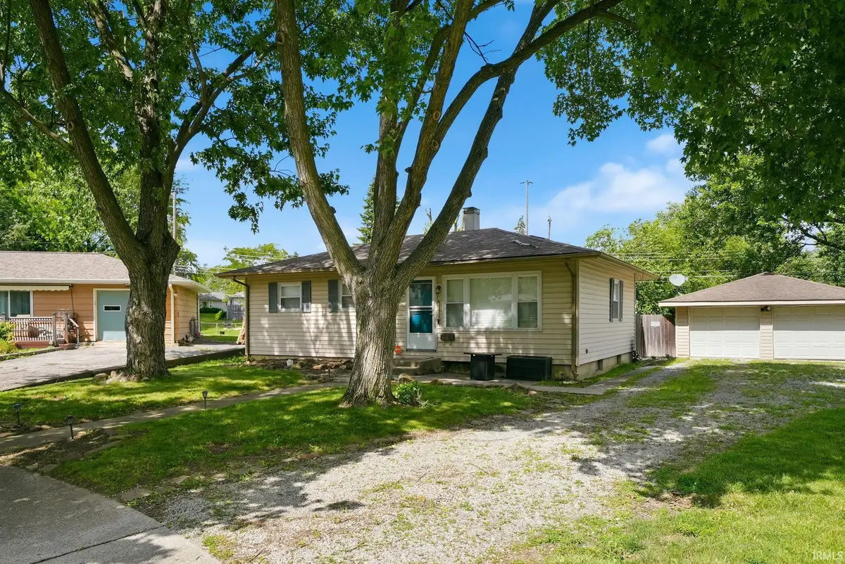 5126 Welwyn Court, Fort Wayne, IN 46825 - #1