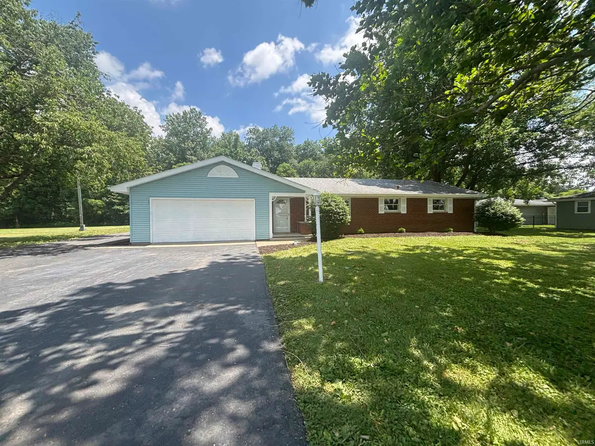 12312 Johnson Road, Churubusco, IN 46723 - #1