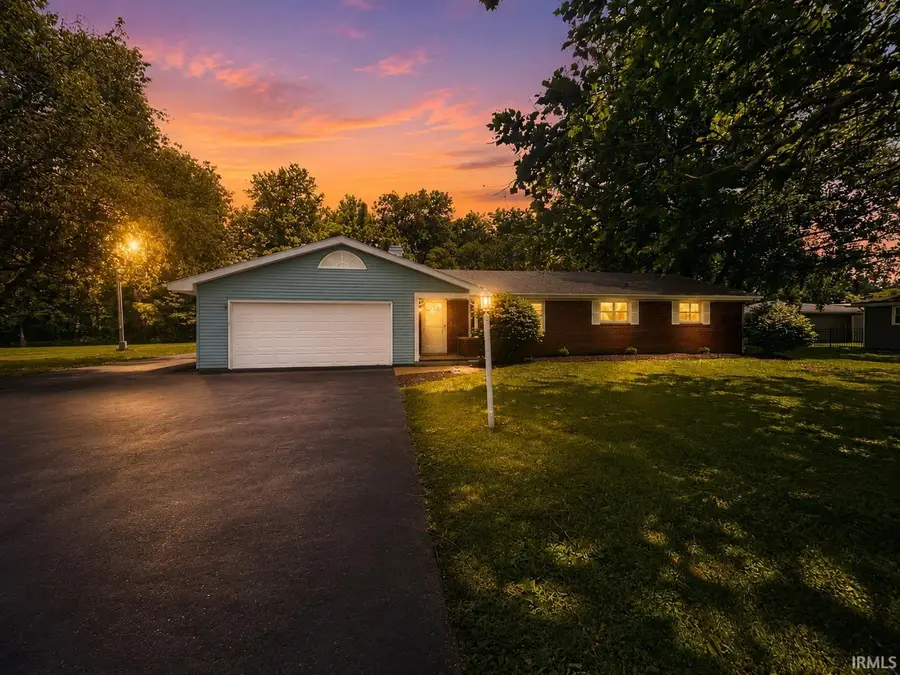 12312 Johnson Road, Churubusco, IN 46723 - #2