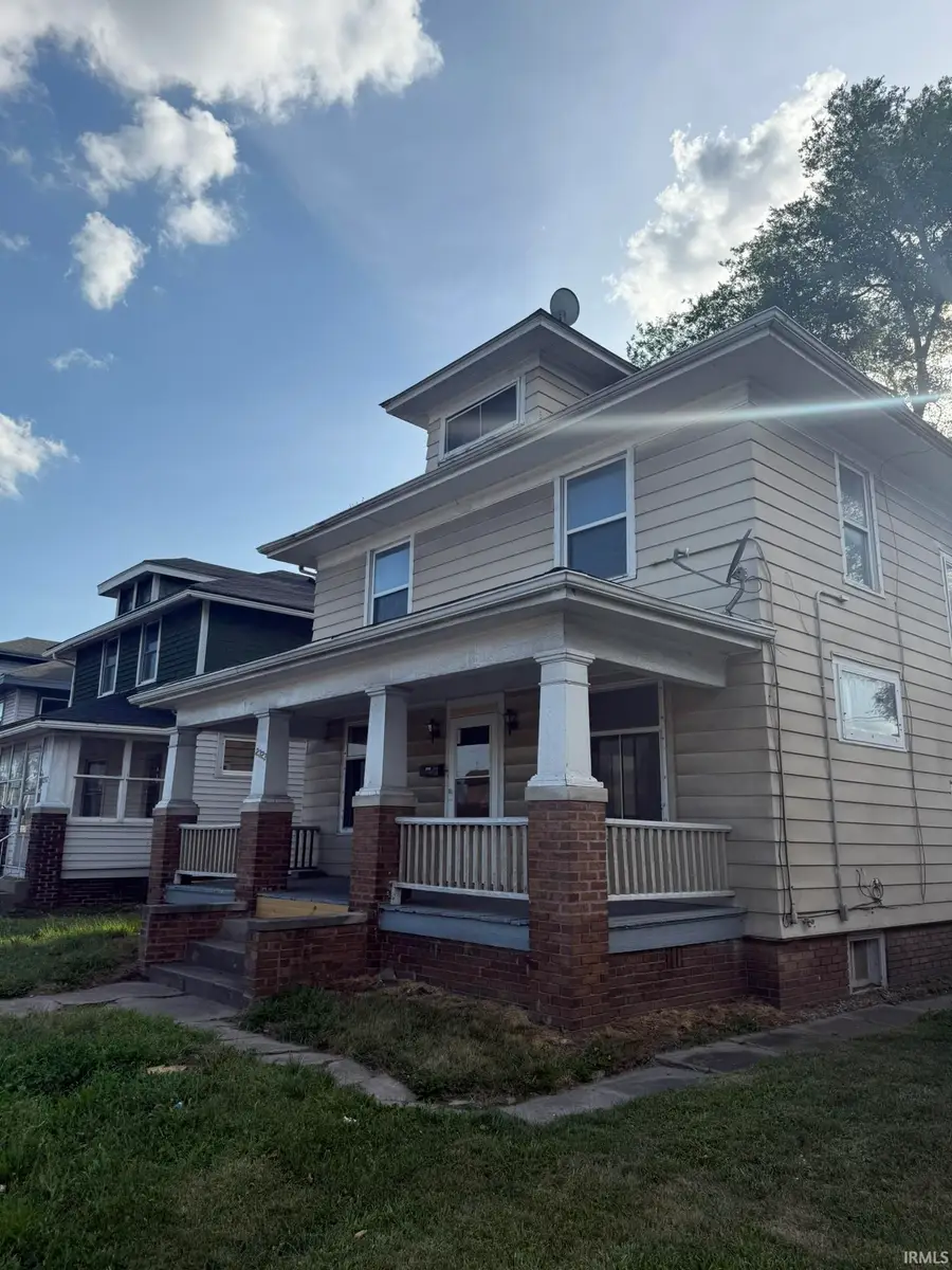 2323 N Clinton Street, Fort Wayne, IN 46805 - #2