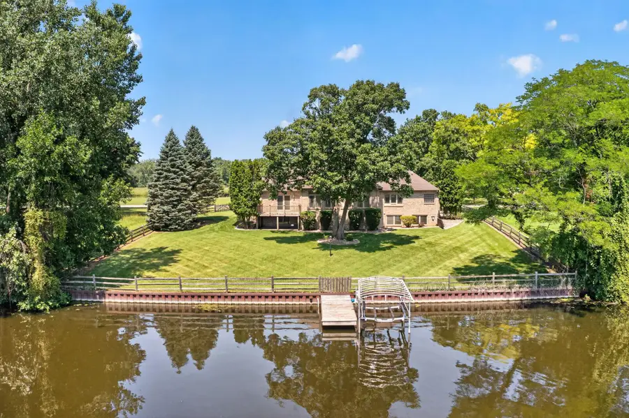 7 Quail Island Drive, Elkhart, IN 46514 - #3
