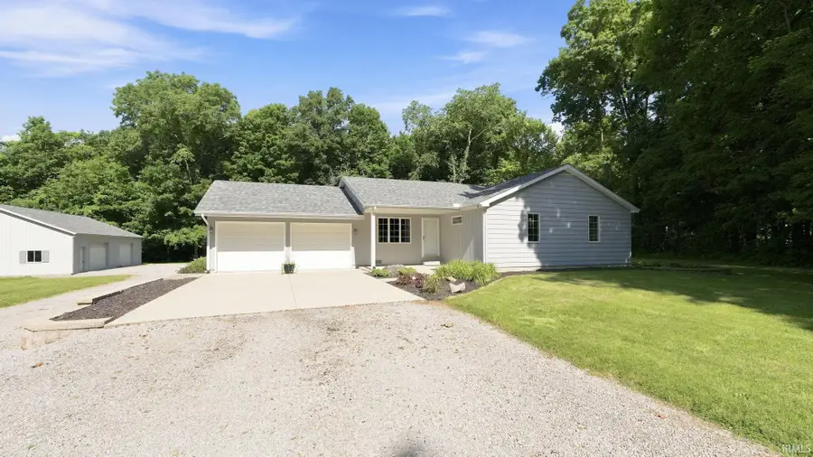 3662 S 200 E Road, Churubusco, IN 46723 - #2