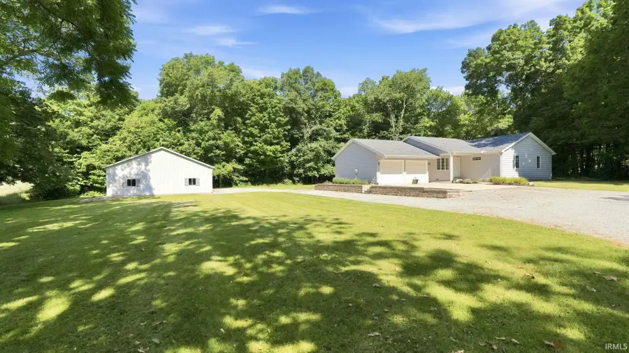 3662 S 200 E Road, Churubusco, IN 46723 - #3