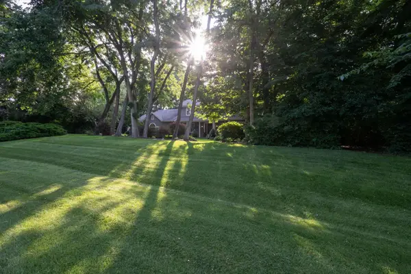 2919 Covington Hollow Trail, Fort Wayne, IN 46804