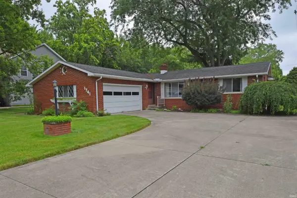 1741 Reckeweg Road, Fort Wayne, IN 46804