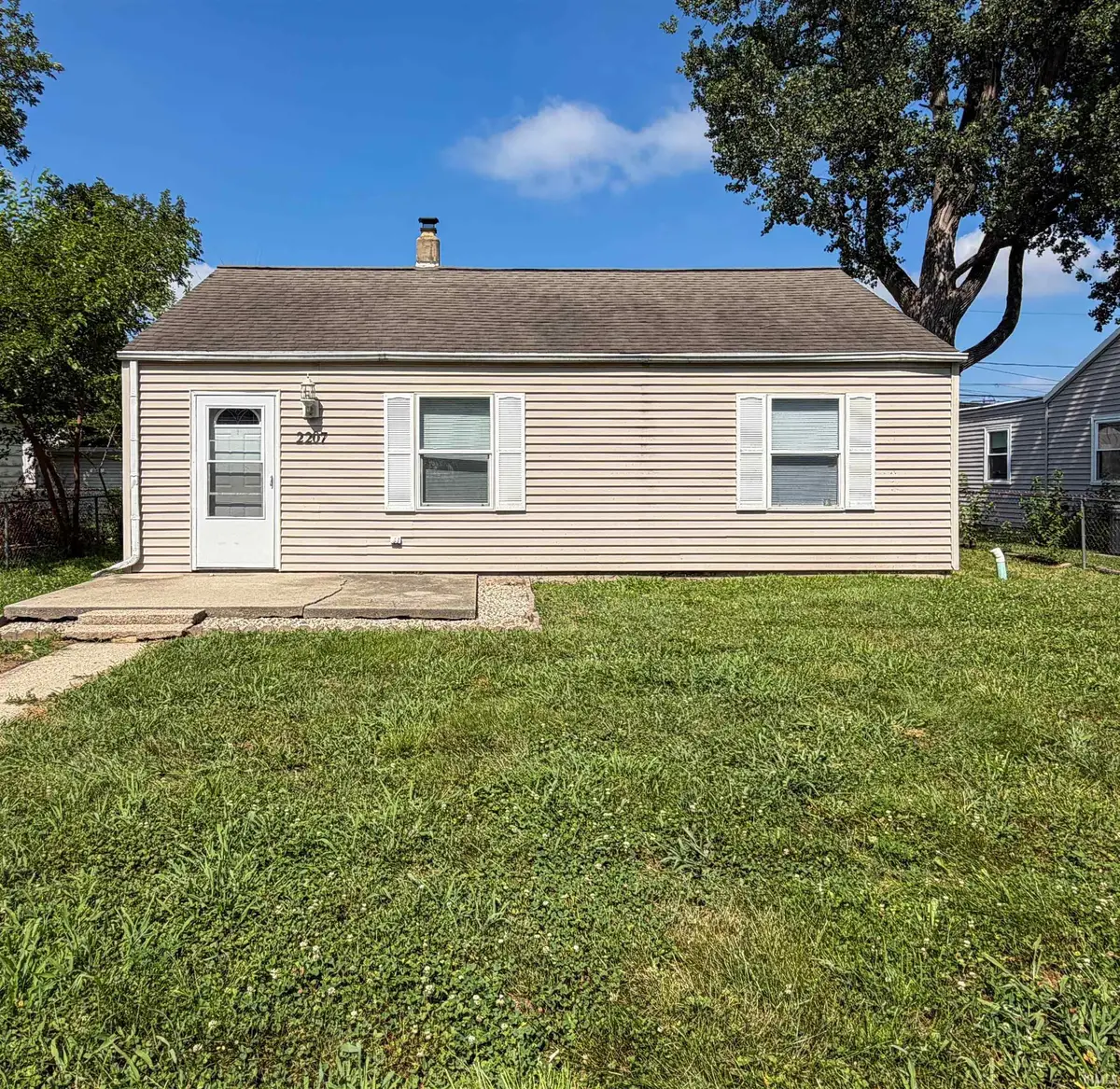 2207 S Vine Street, Muncie, IN 47302 - #1