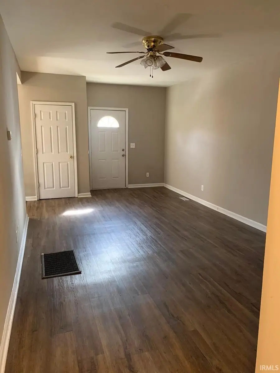 1320 S Grand Avenue, Evansville, IN 47713 - #2