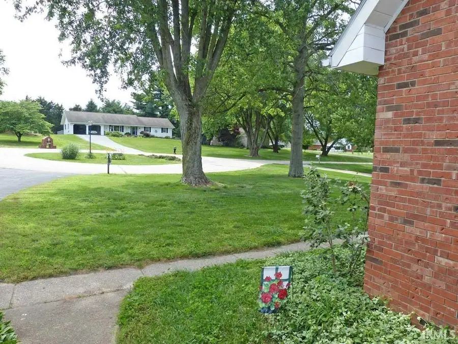 2810 Marian Drive, Vincennes, IN 47591 - #3