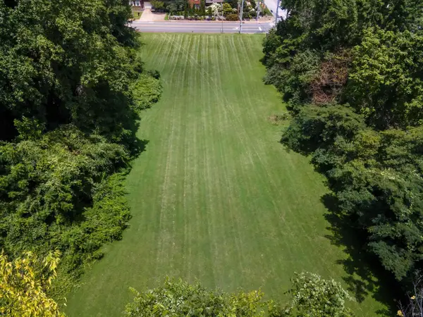 621 S Burkhardt Road, Evansville, IN 47715