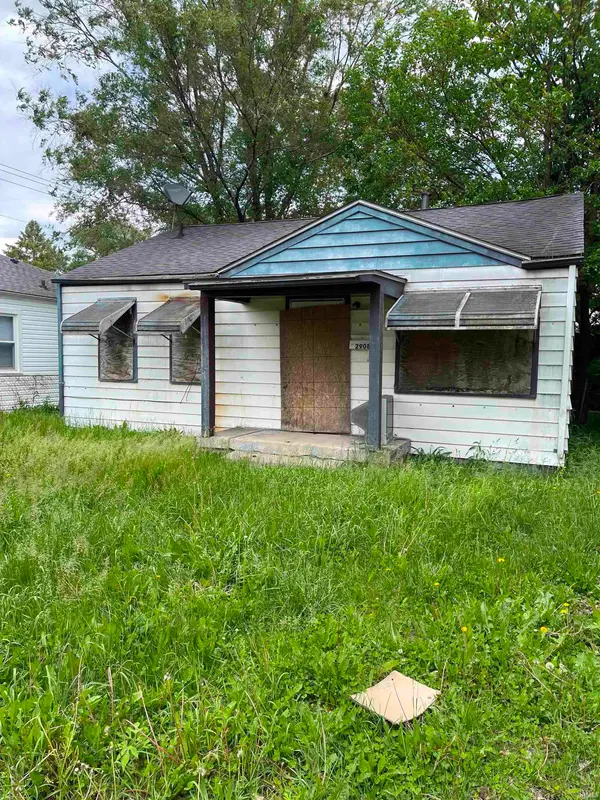 2908 Central Avenue, Anderson, IN 46016