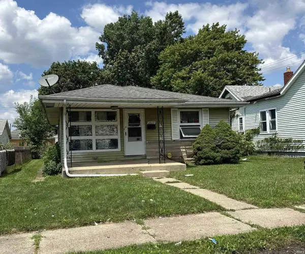 2617 Poland Street, South Bend, IN 46619