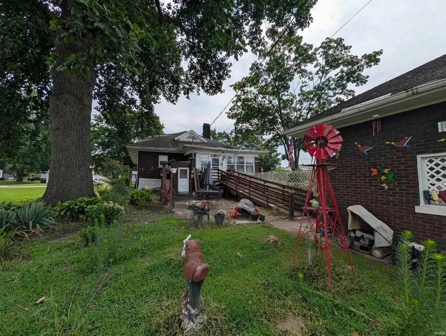 703 College Avenue, Mount Vernon, IN 47620 - #3