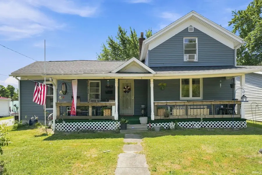 642 E Dowling Street, Kendallville, IN 46755 - #2