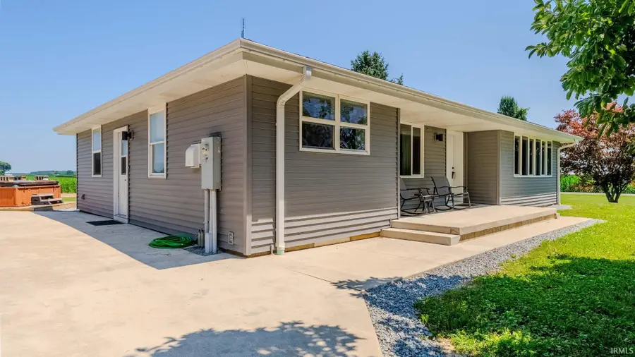 7038 W Division Road, Wabash, IN 46992 - #2