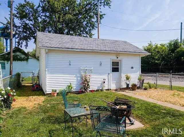 200 W 8th Street, Jonesboro, IN 46938 - #3