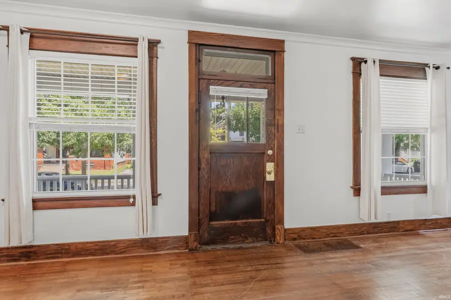 805 Kinnaird Avenue, Fort Wayne, IN 46807 - #2