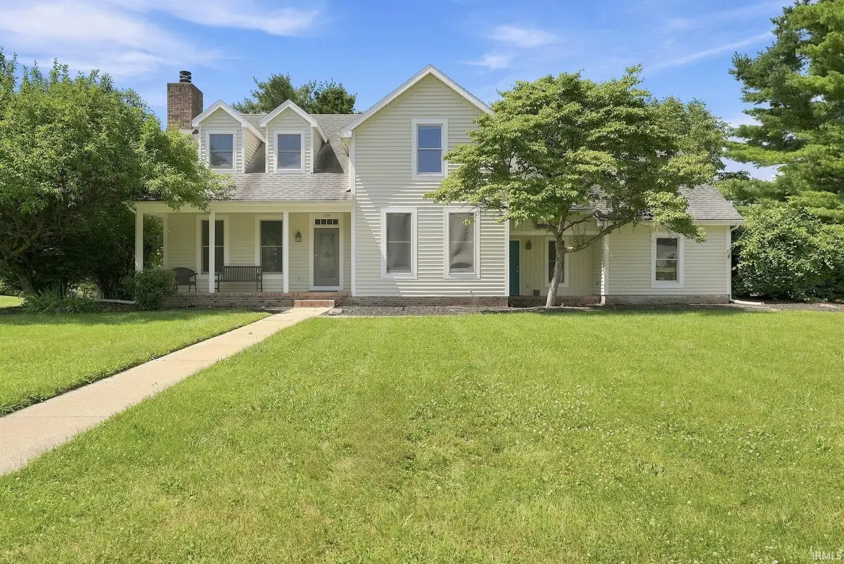 1709 S Walnut Drive, Warsaw, IN 46580 - #1
