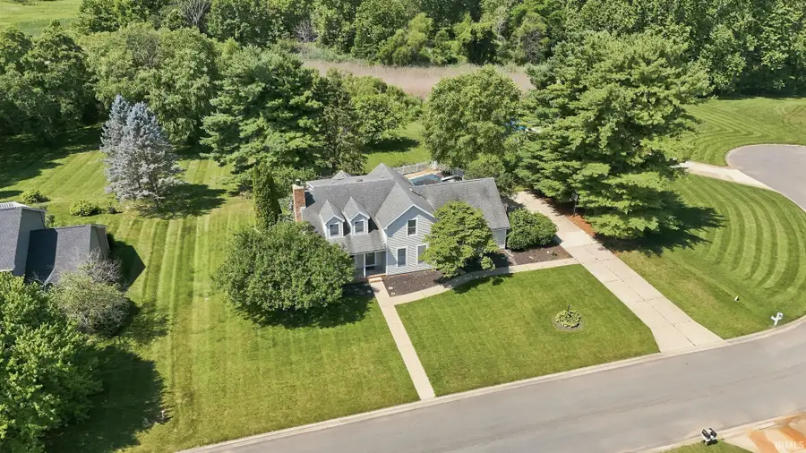1709 S Walnut Drive, Warsaw, IN 46580 - #3
